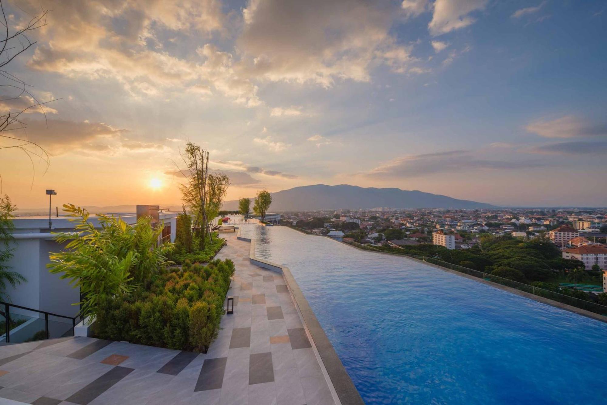 Luxury Condo Astra Sky River Condo Chiang Mai Eksteriør billede