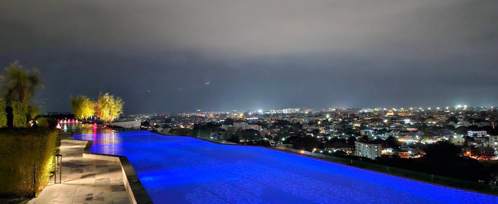 Luxury Condo Astra Sky River Condo Chiang Mai Eksteriør billede